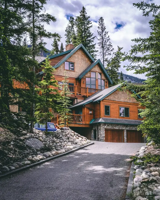 Banner.Homes Premium Domain